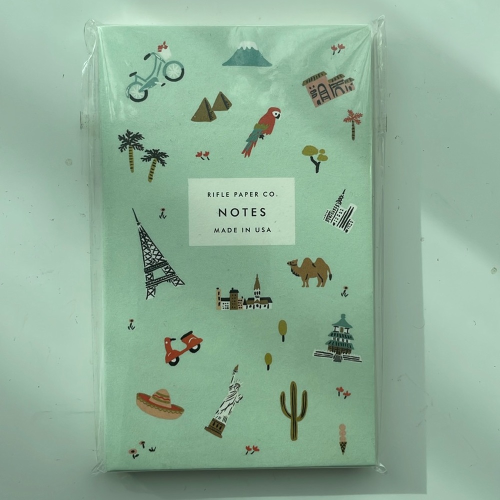 🛍3 for $25🛍 NWT Rifle Paper Pocket Notepad